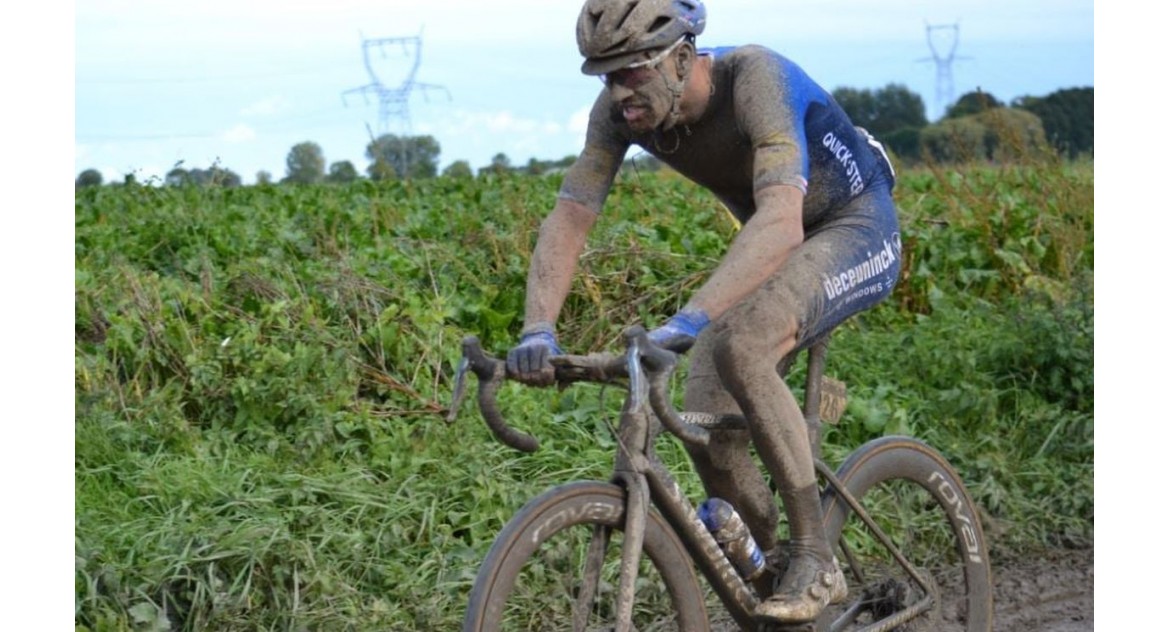 Zdenek Štybar osaleb cyclo-crossi võistlustel