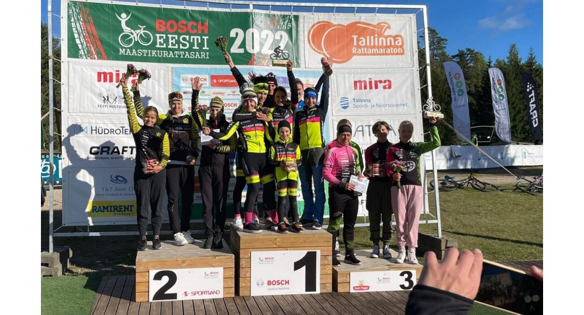 Spordipartner Racing Girls krooniti Bosch Eesti maastikurattasarja üldvõitjaks